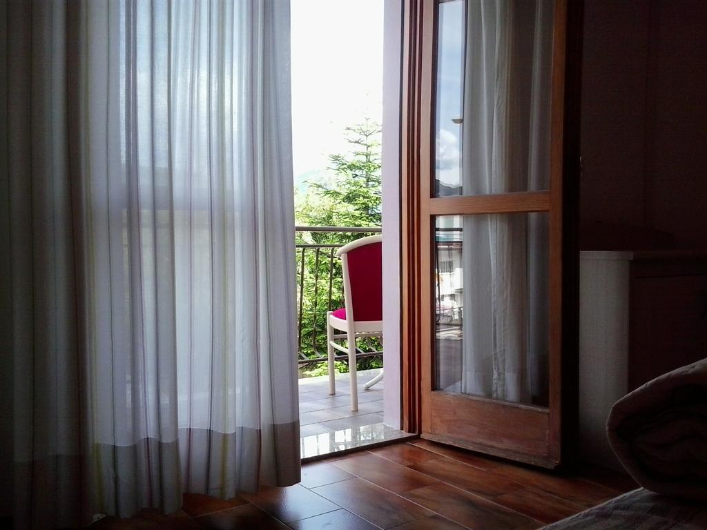Hotel Pizzeria Mezzolago Pergine Valsugana Oda fotoğraf