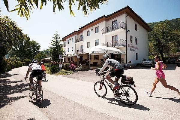 Hotel Pizzeria Mezzolago Pergine Valsugana Dış mekan fotoğraf