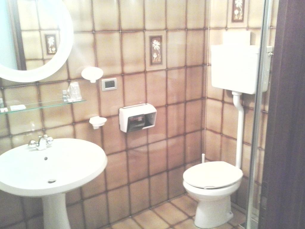 Hotel Pizzeria Mezzolago Pergine Valsugana Dış mekan fotoğraf